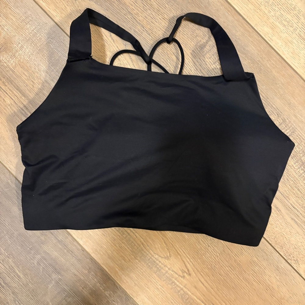 Nike Women's Black sports bra